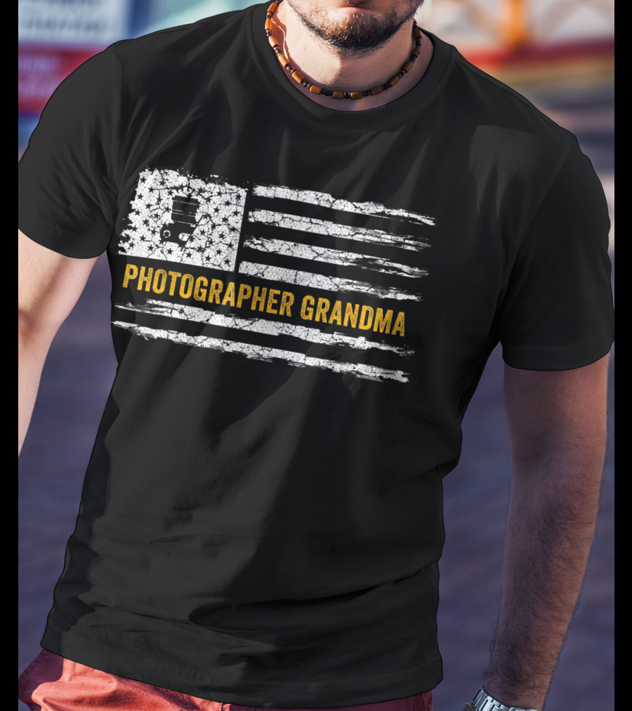 Photographer Grandma Vintage USA Flag Photography T-Shirt