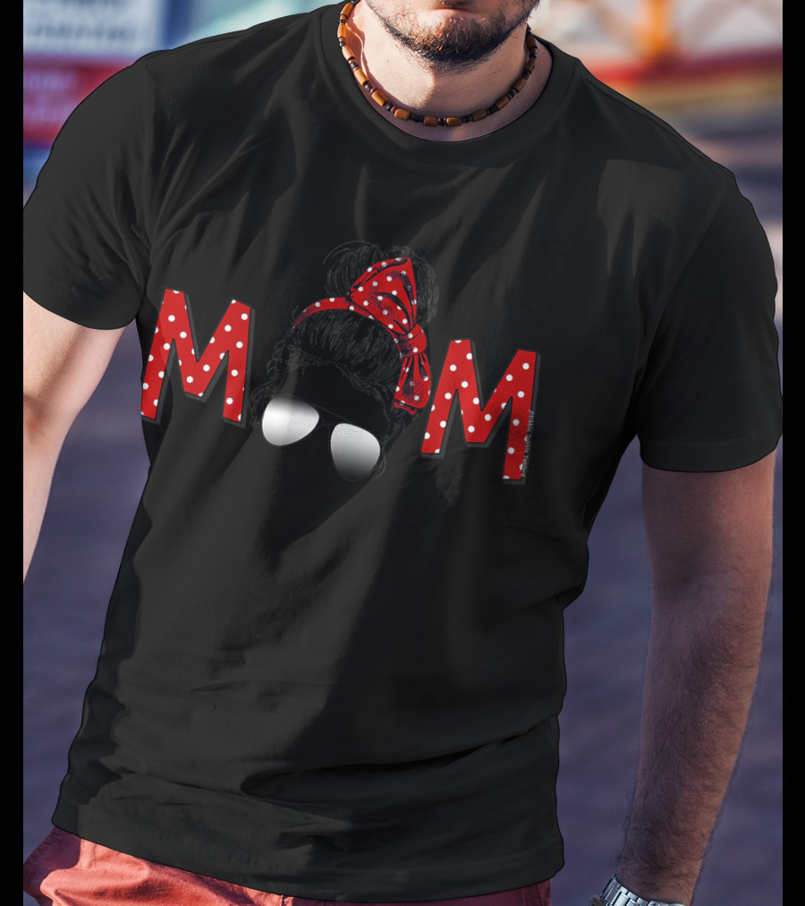 Cute Mom Red Polka Dots Sunglasses Messy Bun T-Shirt