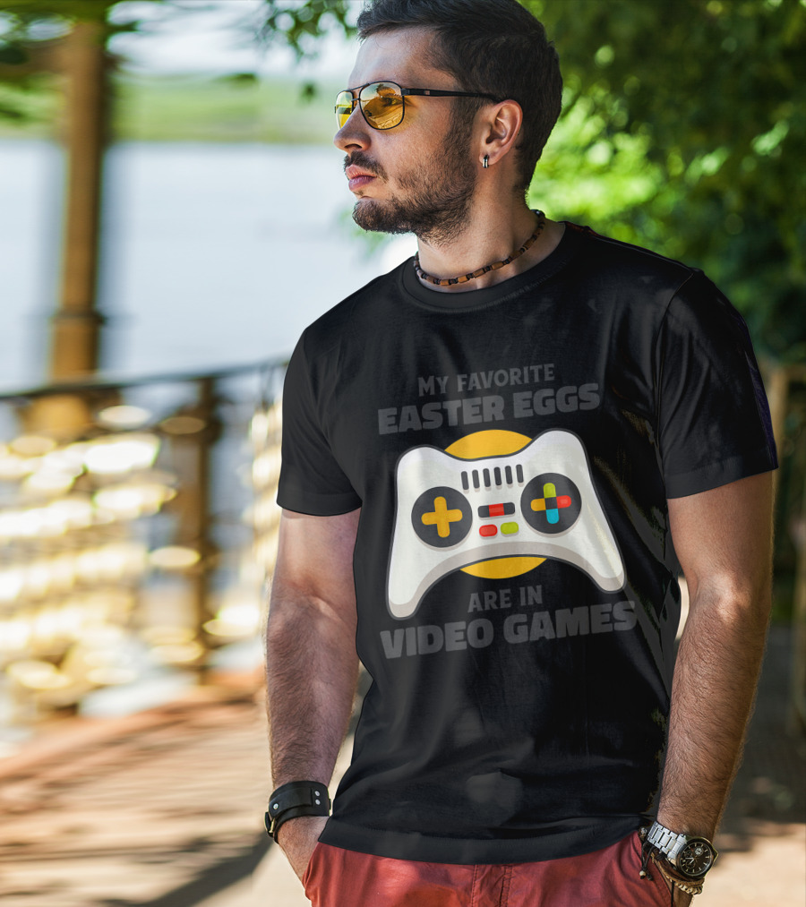 My Favorite Easter Eggs Are In Video Games Controller T-Shirt