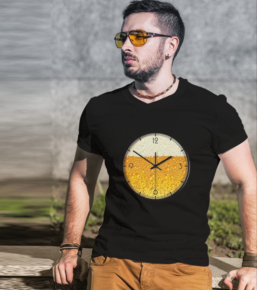 Beer Clock With Bubble Texture T-Shirt
