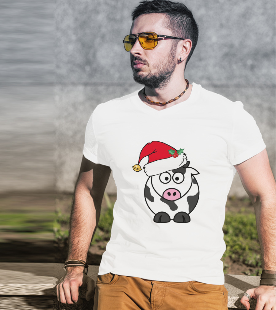 Cartoon Cow With Santa Hat And Holly Christmas Charm T-Shirt