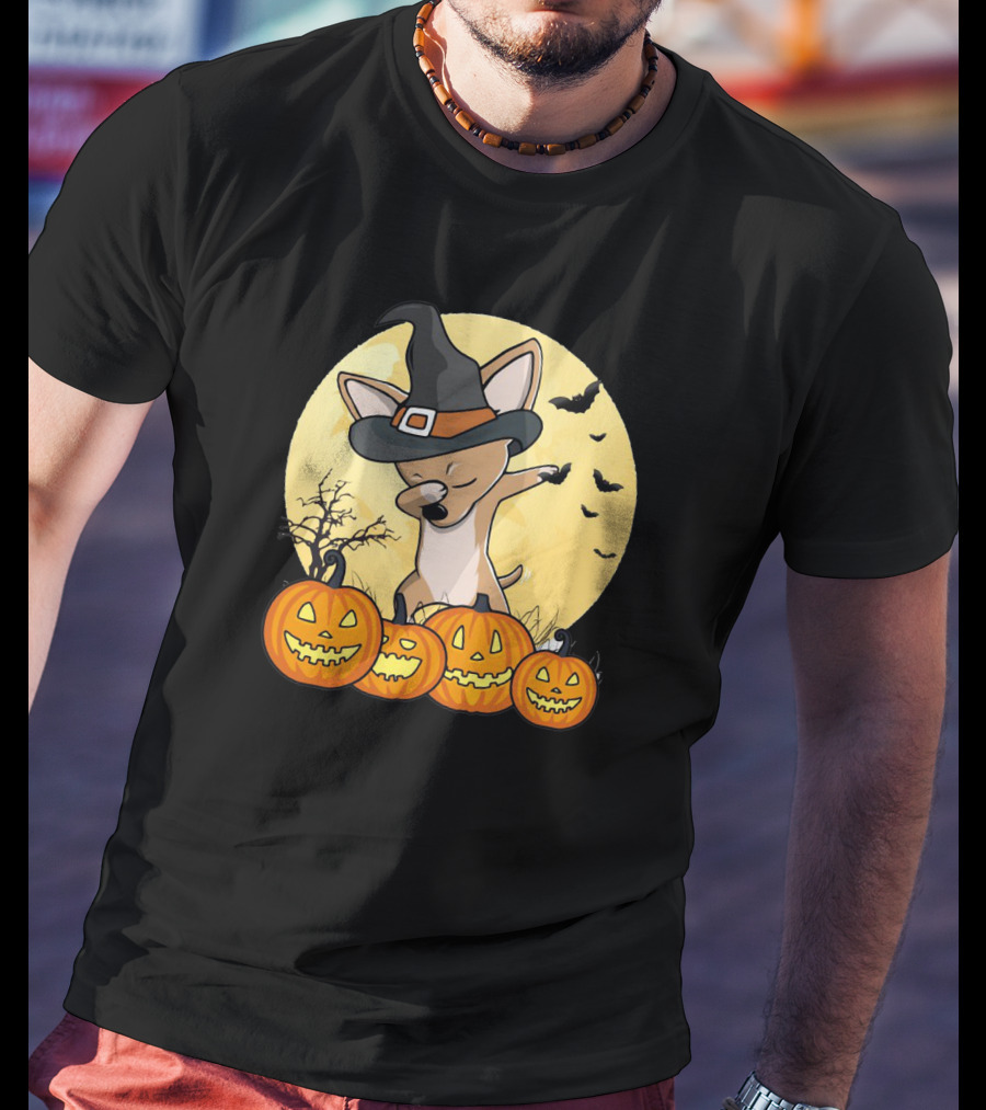Chihuahua Dabbing In Witch Hat With Pumpkins Halloween Moon Background T-Shirt