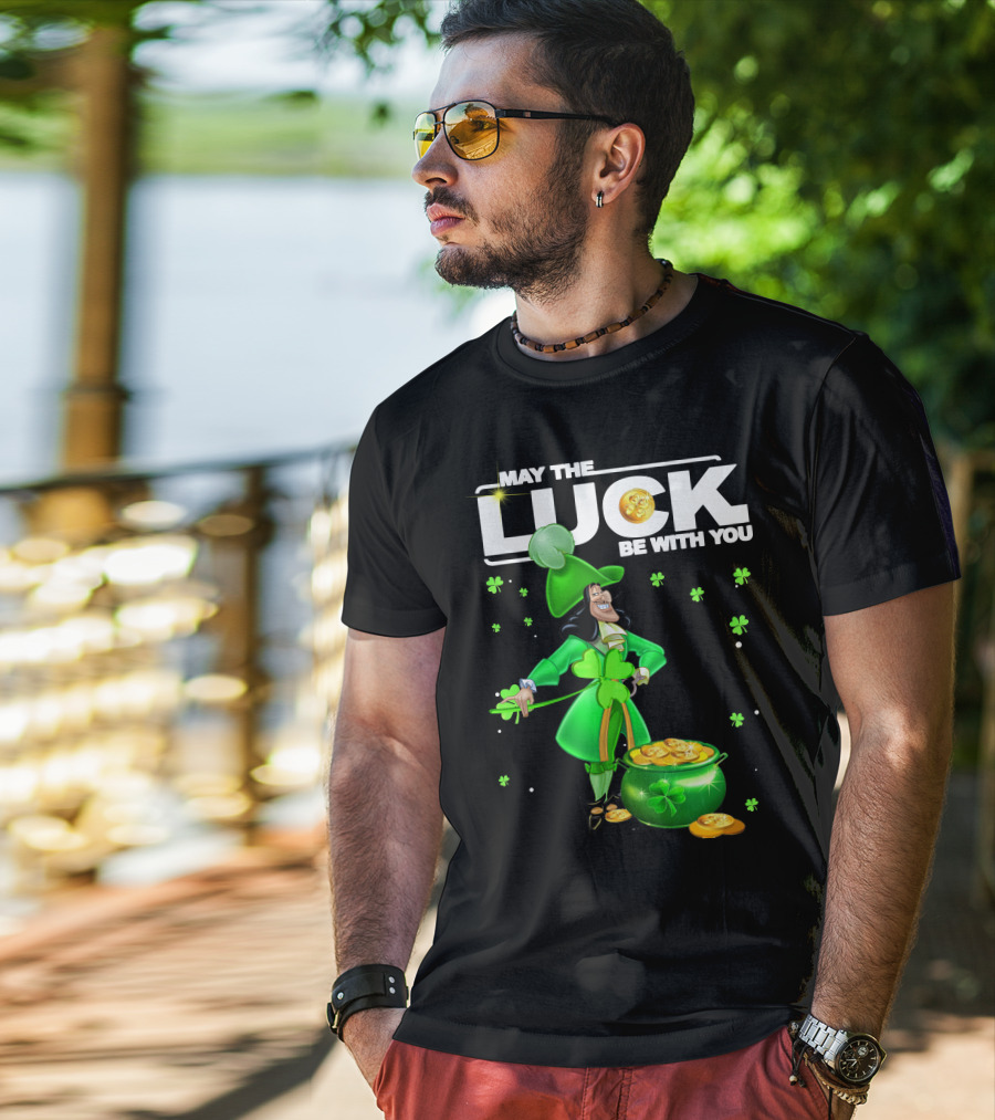 May The Luck Be With You Hook Luck Captain Green Coins Shamrock Pot T-Shirt