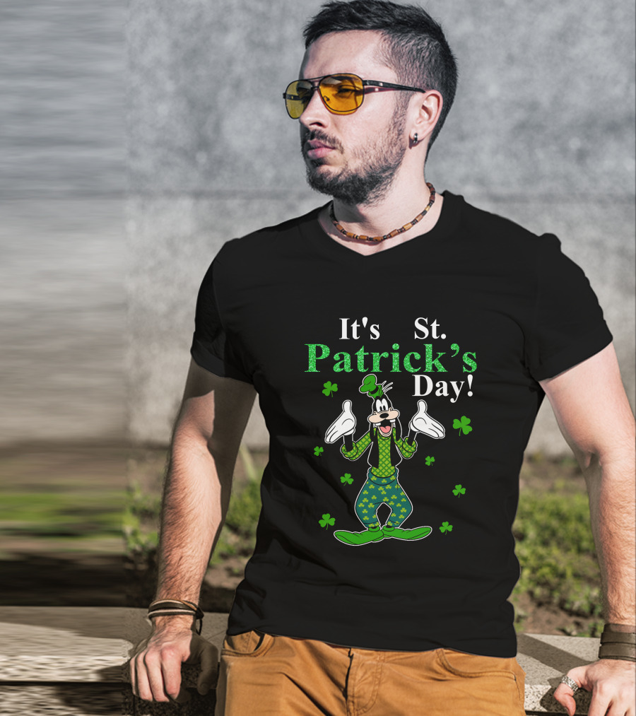 Goofy It's St Patrick's Day With Shamrocks And Bowtie Fun T-Shirt