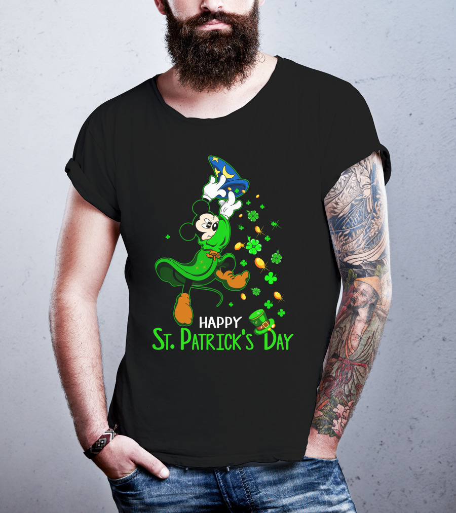 Happy St. Patrick's Day Lucky Clovers Magic Hat T-Shirt
