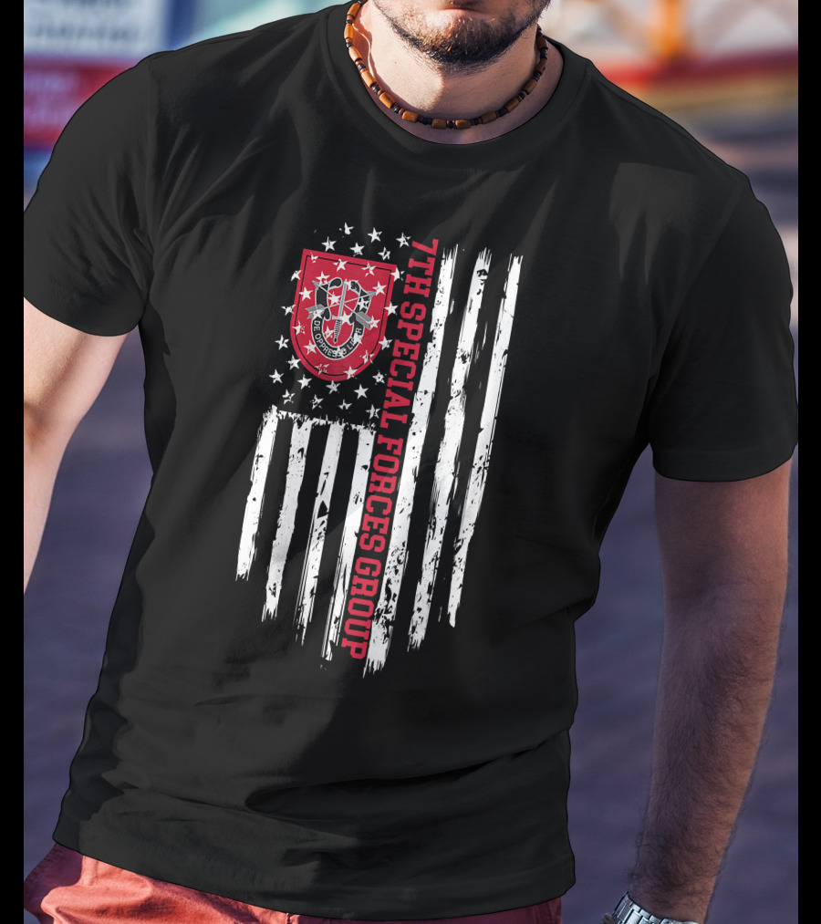 7th Special Forces Group American Flag Badge Emblem T-Shirt
