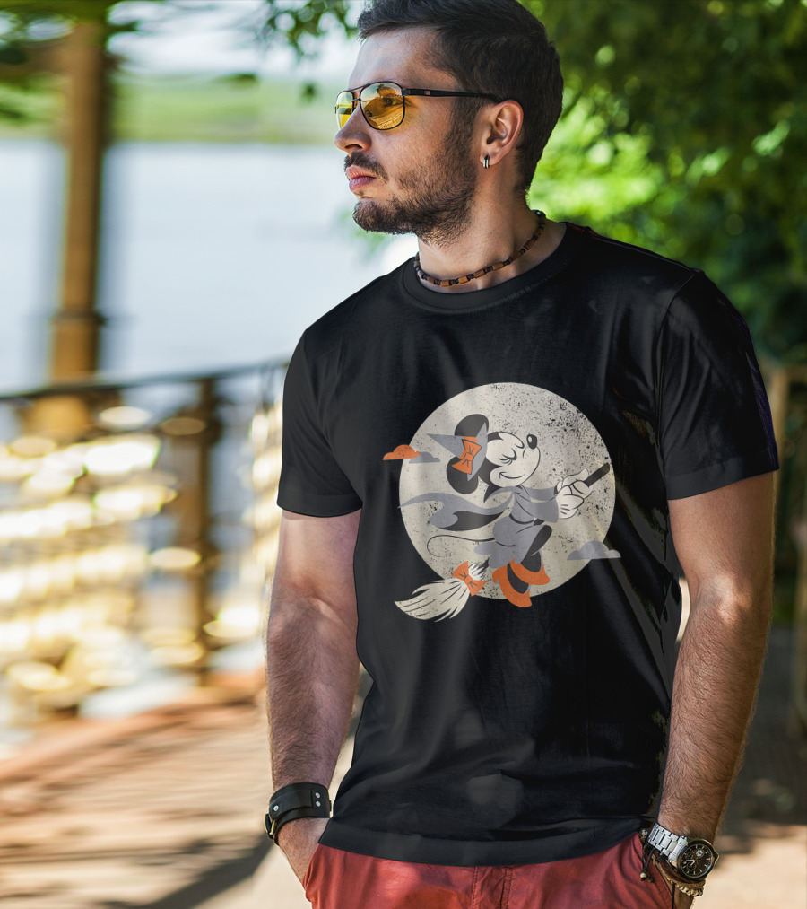 Minnie Mouse Disney Witch Flying On Broomstick Halloween Moon Scene T-Shirt