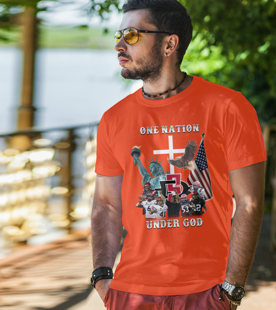 SDSA One Nation Under God Coach Statue Liberty Flag Eagle Football T-Shirt