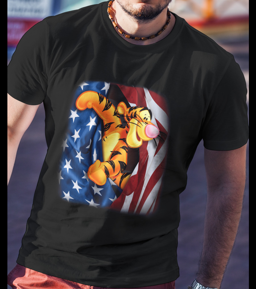 Tigger Celebrating Independence Day With American Flag T-Shirt