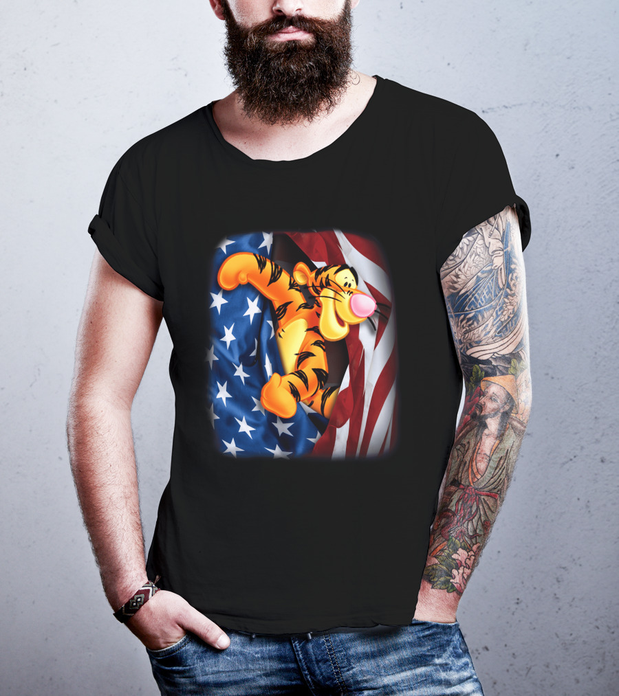 Tigger Celebrating Independence Day With American Flag T-Shirt