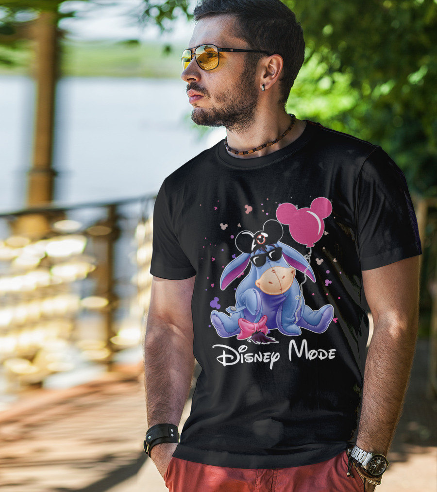 Disney Mode Eeyore With Mickey Balloon And Sunglasses T-Shirt