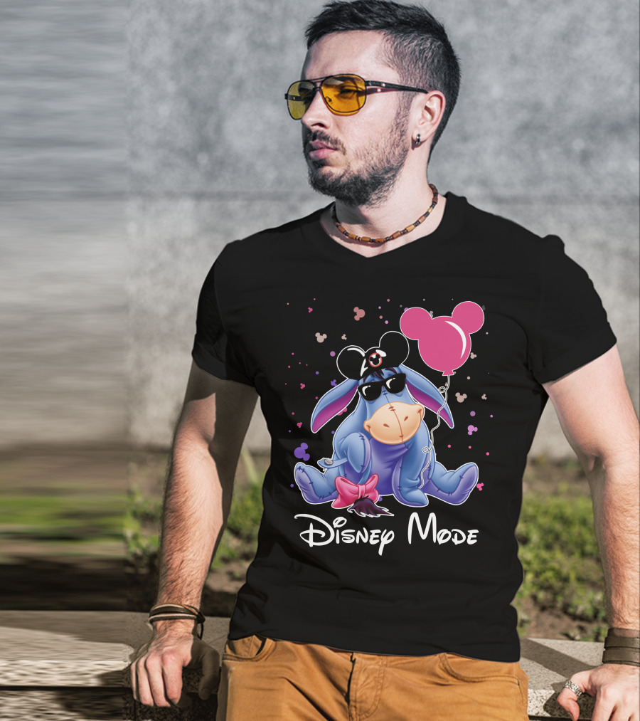 Disney Mode Eeyore With Mickey Balloon And Sunglasses T-Shirt