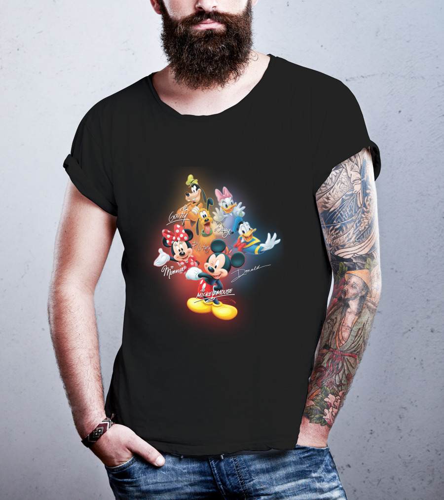 Mickey Mouse Minnie Pluto Goofy Daisy Donald Signatures T-Shirt