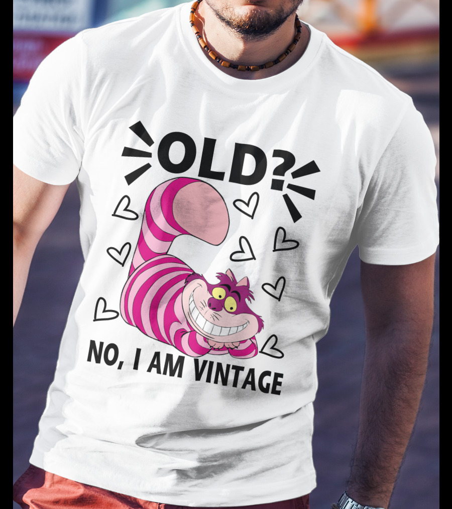 OLD NO I AM VINTAGE Cheshire Cat Hearts T-Shirt