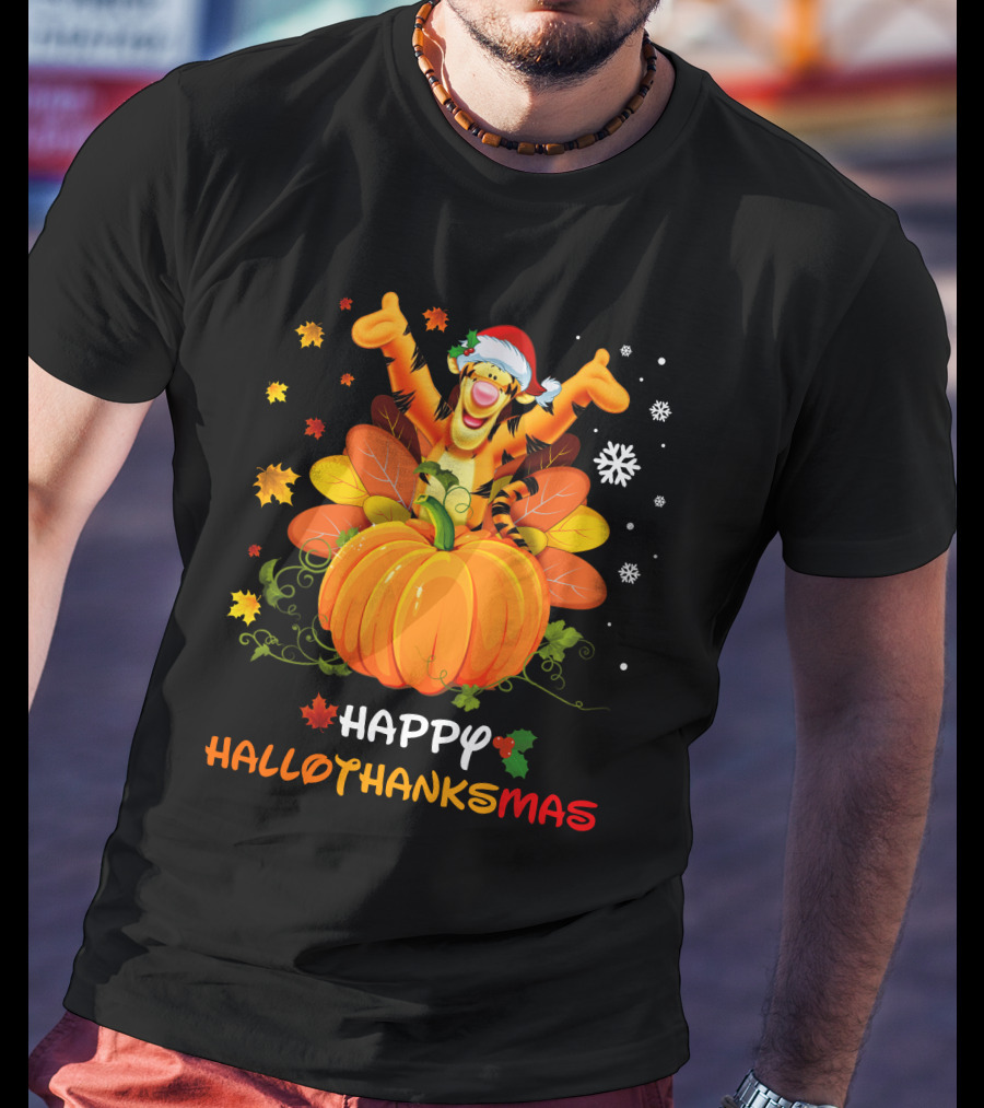Happy Hallothankmas Tigger Santa Pumpkin Snowflakes Leaves T-Shirt