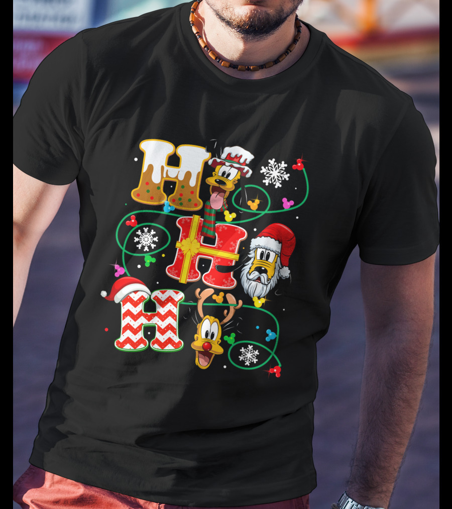 PLU HHH Christmas Goofy Dog With Santa Hats And Snowflakes T-Shirt
