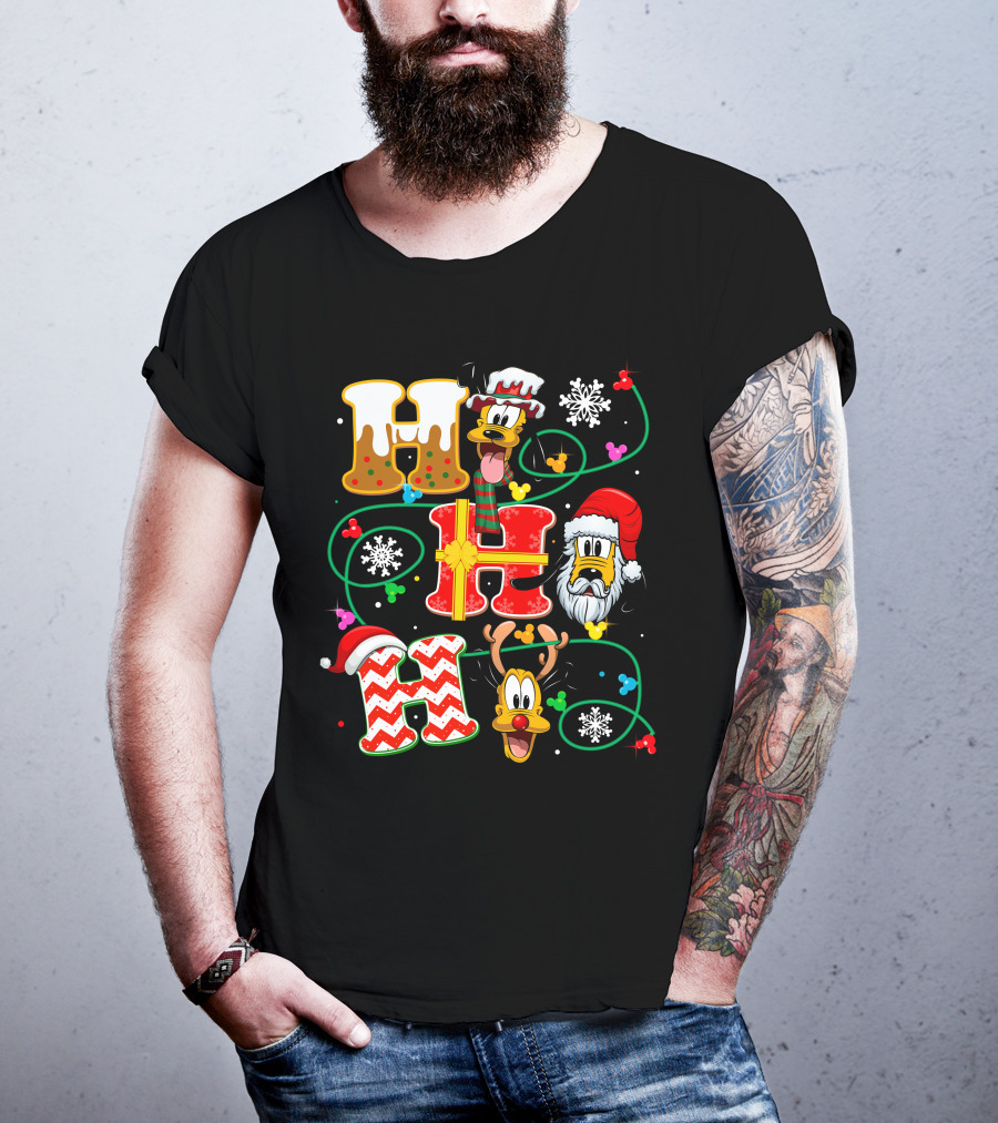 PLU HHH Christmas Goofy Dog With Santa Hats And Snowflakes T-Shirt