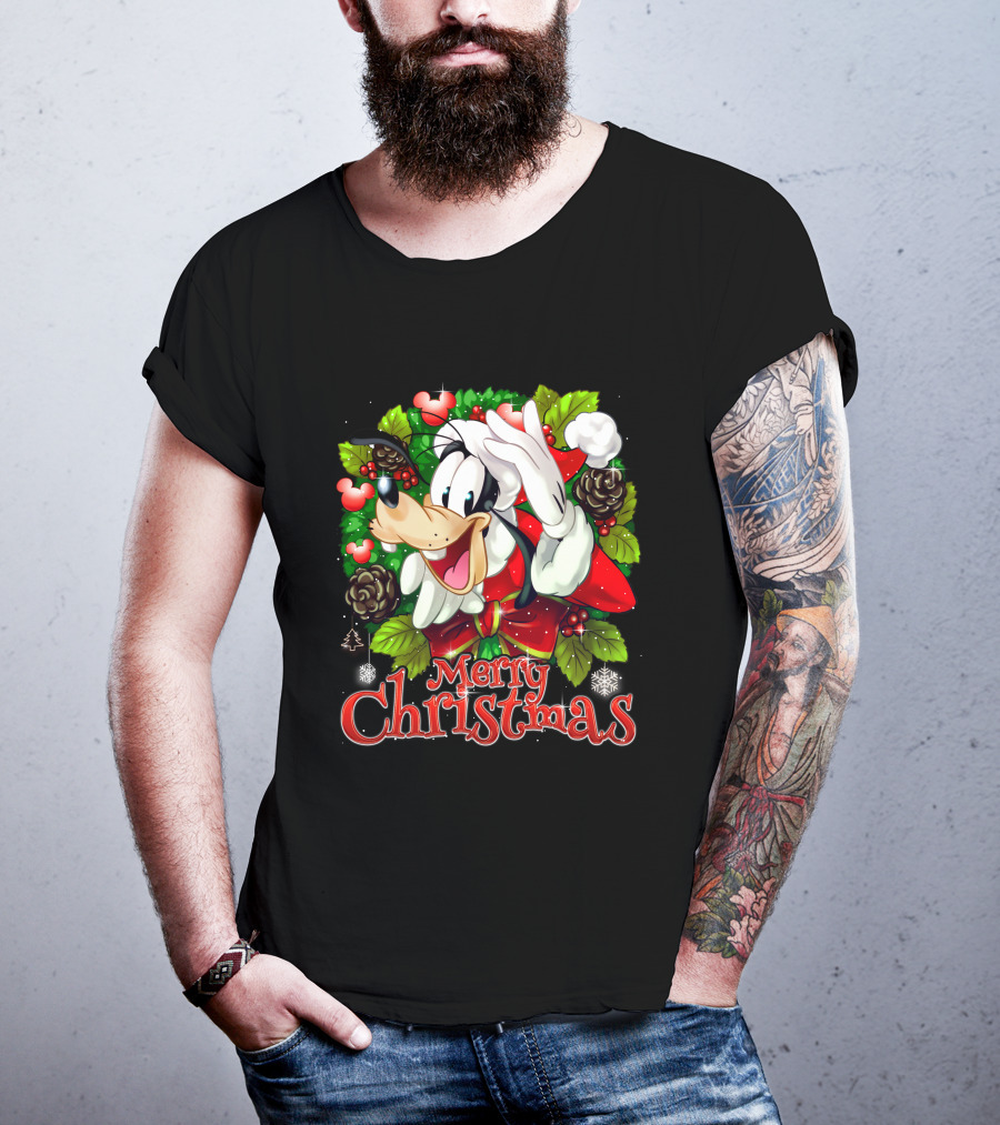 Goofy Merry Christmas Wreath Santa Hat Pinecones Snowflakes And Holly T-Shirt