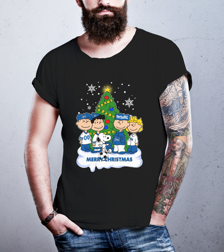 Hertha BSC Peanuts Merry Christmas Tree Scene T-Shirt