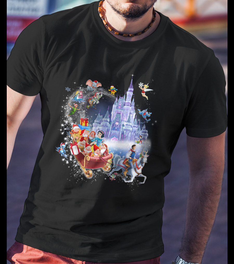 Snow White And Disney Friends Christmas Castle Adventure T-Shirt