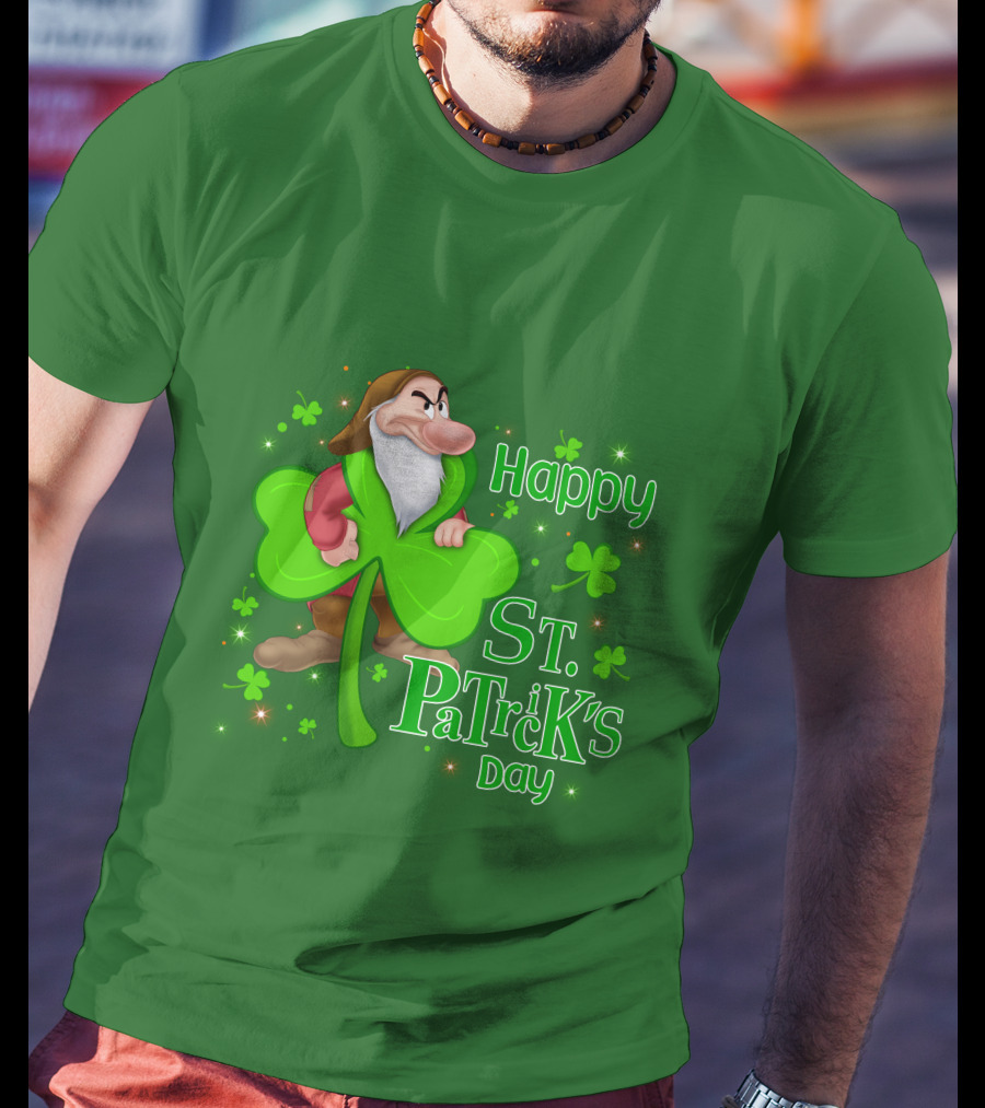 Happy St. Patrick's Day Grumpy Dwarf With Clover And Shamrocks T-Shirt