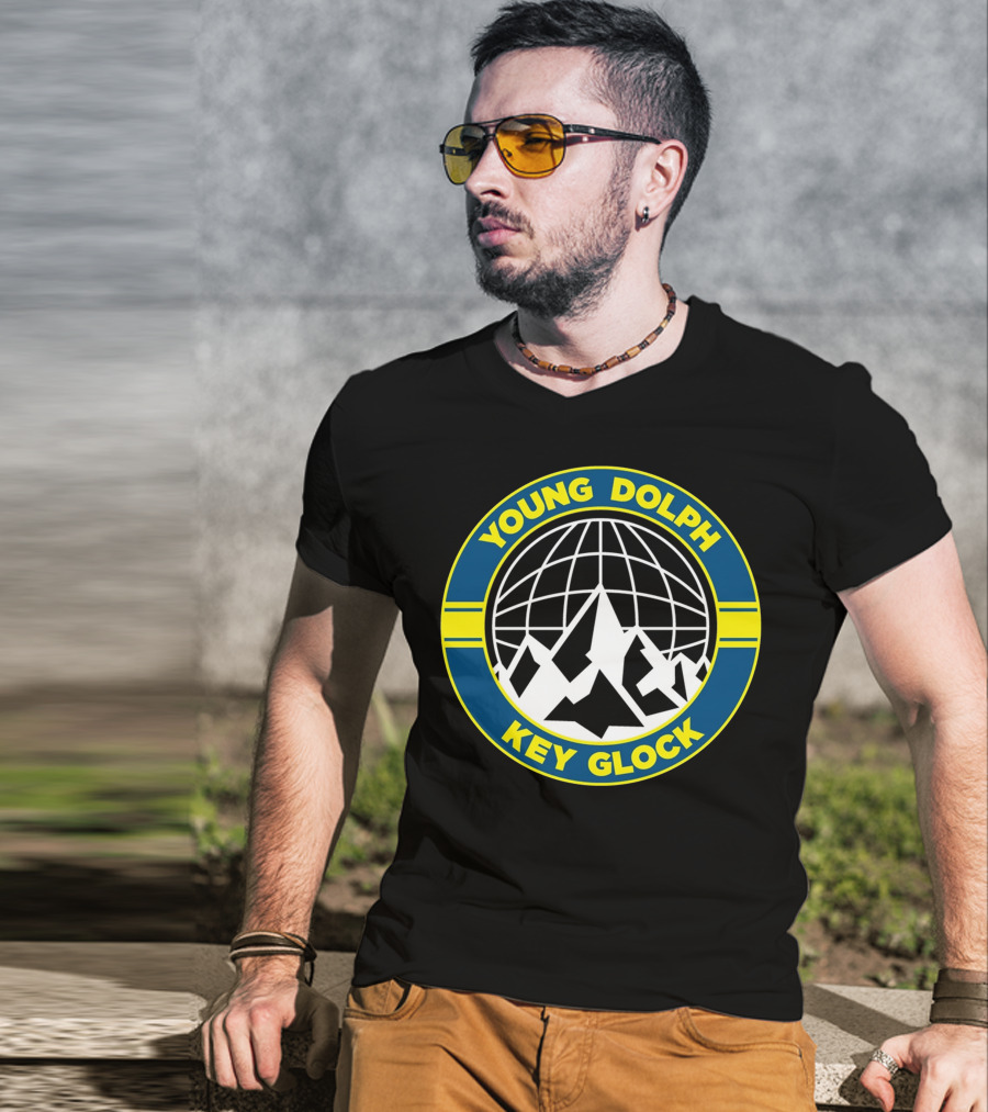 Young Dolph Key Glock Mountain Globe Motif T-Shirt