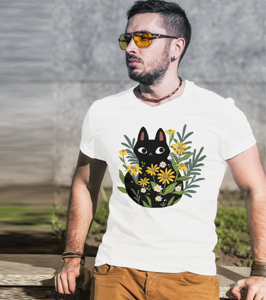 Black Cat With Flowers Essential Cute Funny Cat Illustration Floral T-Shirt