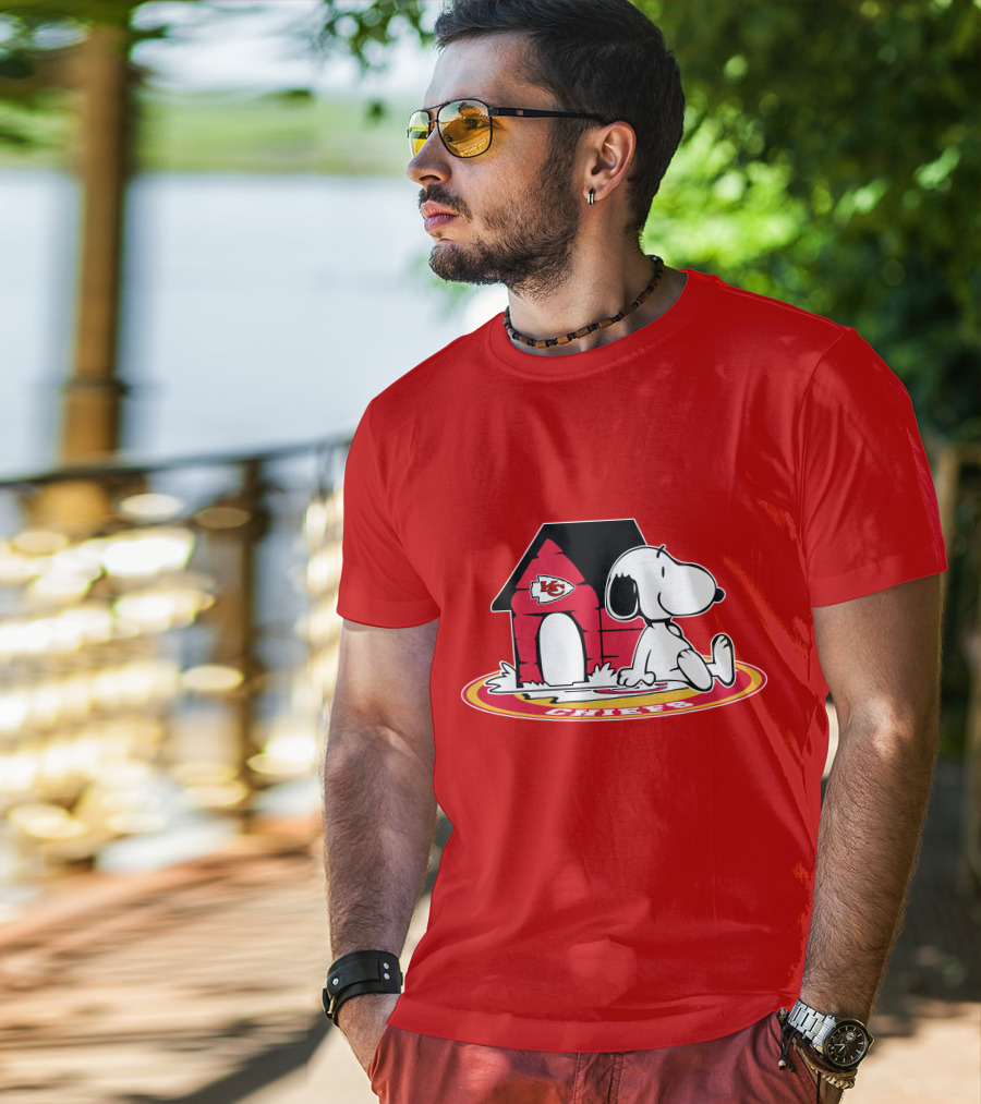 Kansas City Chiefs Snoopy Fan Now And Forever T-Shirt