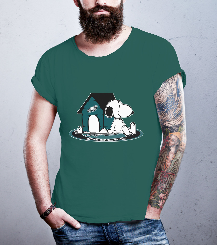 Philadelphia Eagles Snoopy Now And Forever Football Fan T-Shirt