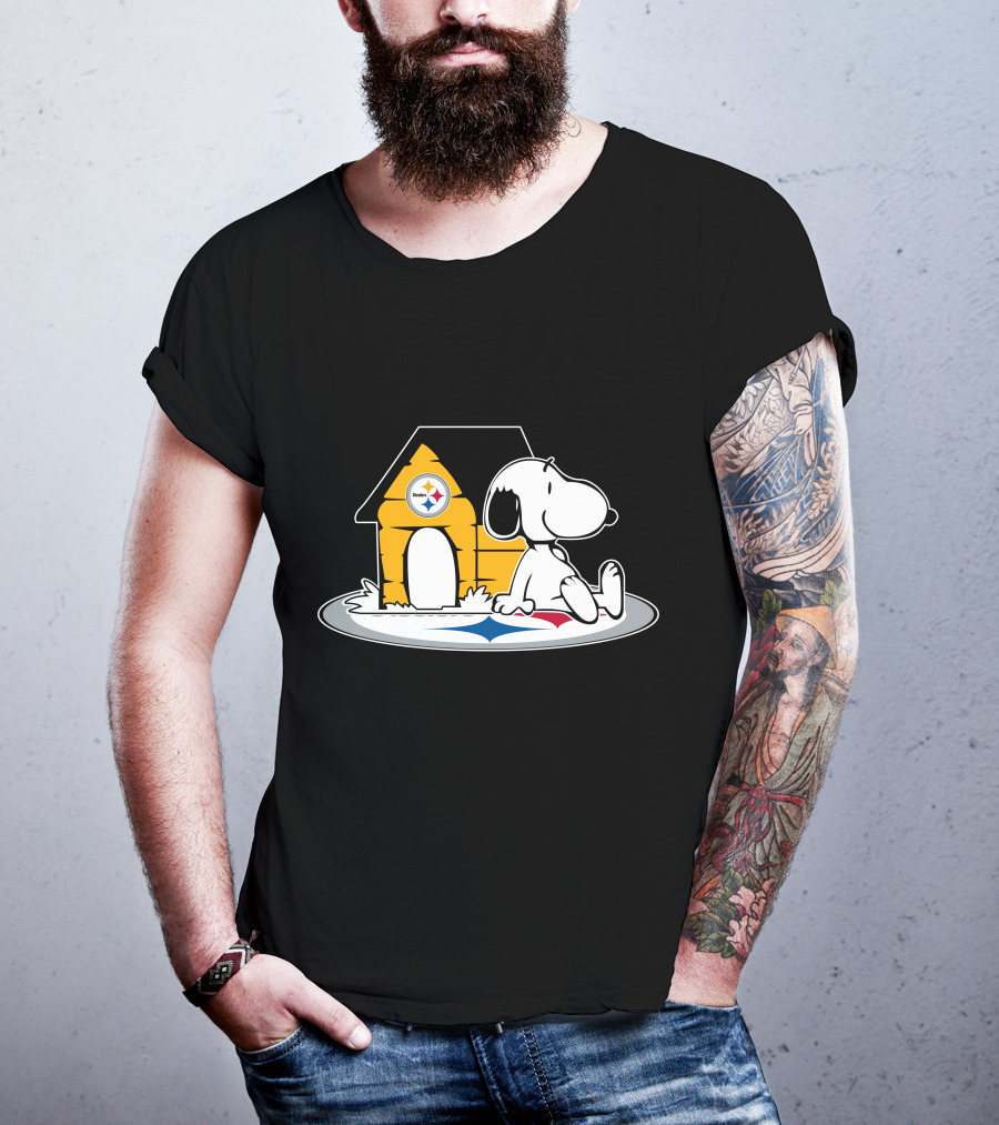 Snoopy With Pittsburgh Steelers Doghouse Football Fan Forever T-Shirt