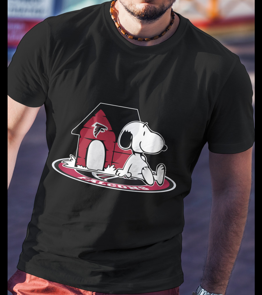 Atlanta Falcons Snoopy Doghouse Fan Forever T-Shirt