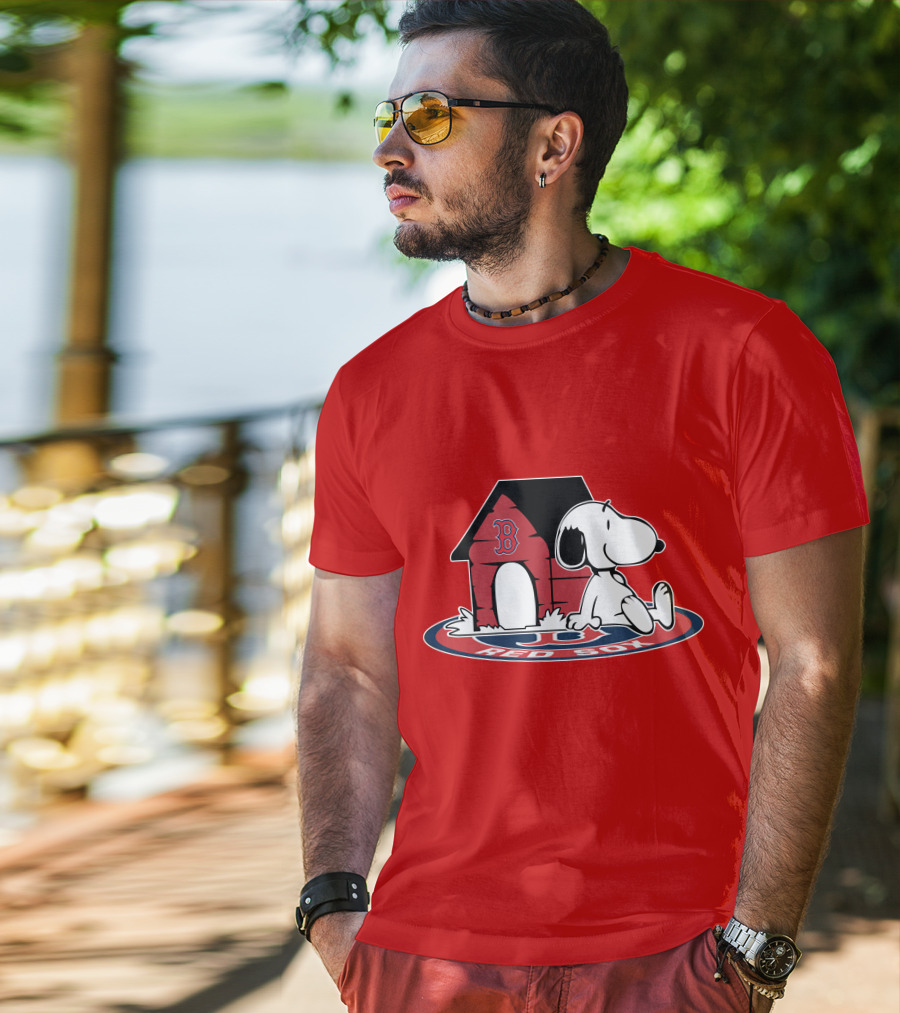 Snoopy Boston Red Sox Baseball Fan Forever T-Shirt