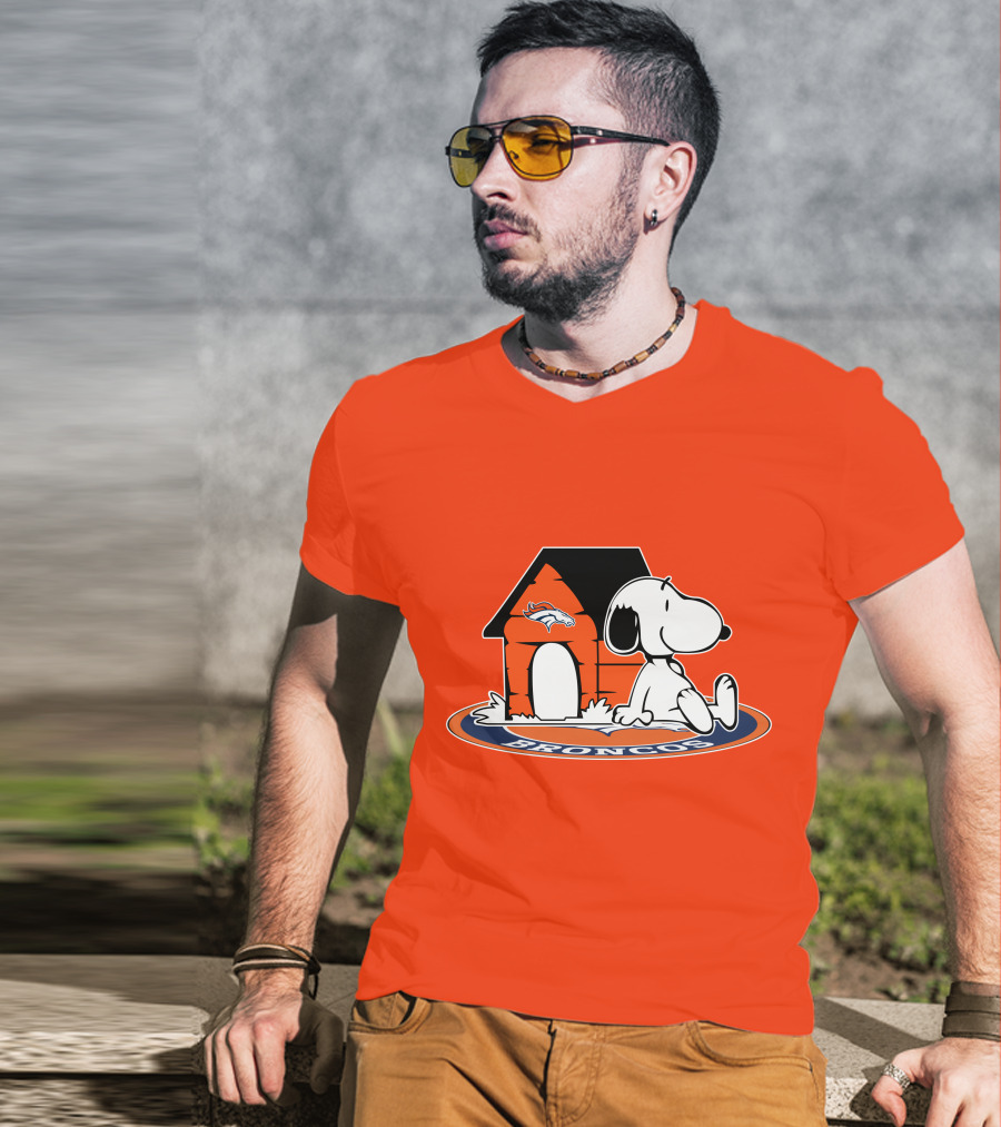 Denver Broncos Snoopy Fan Forever T-Shirt