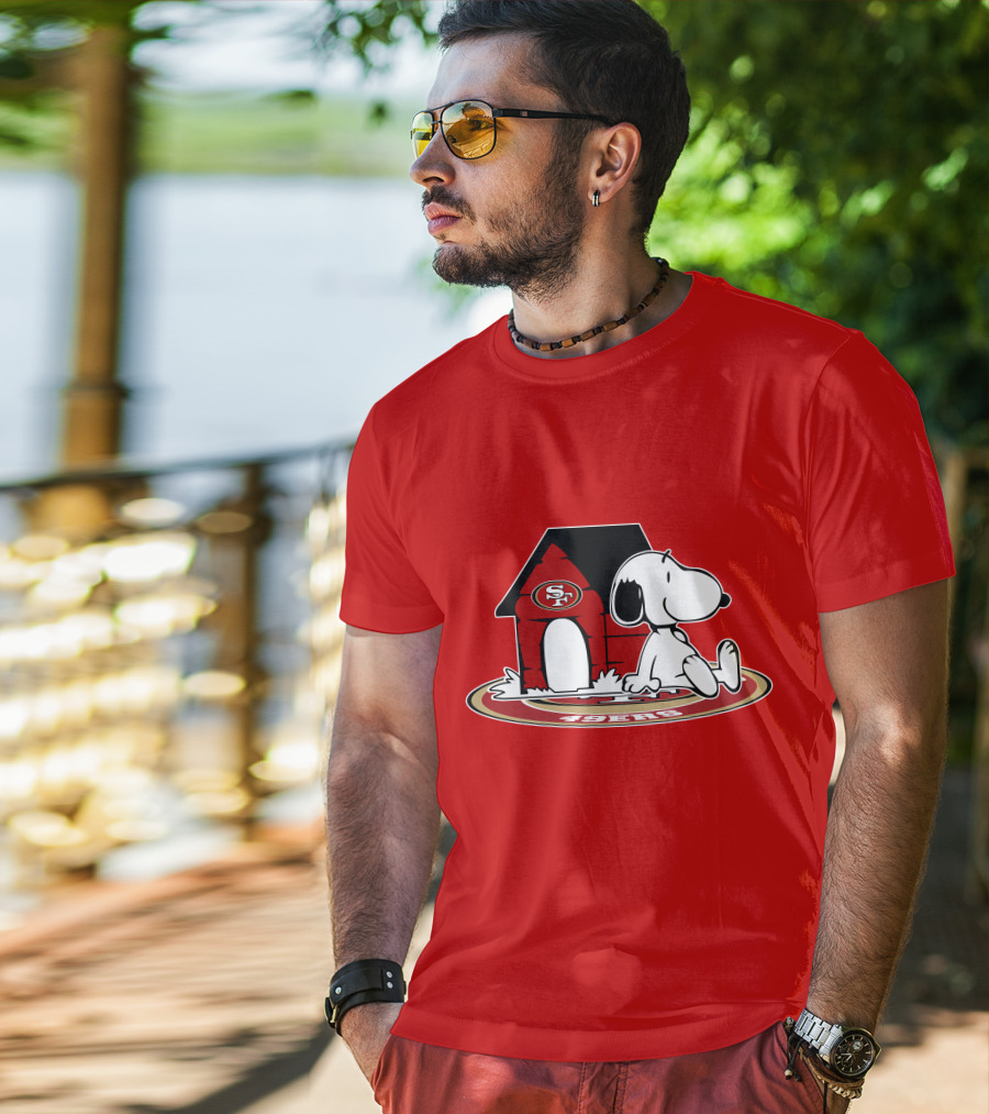 San Francisco 49ers Snoopy Fan Forever T-Shirt