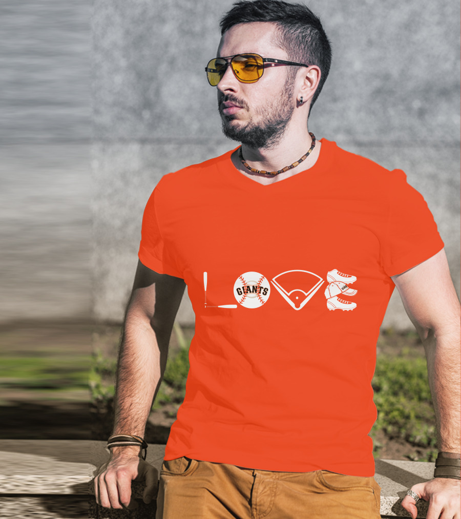 Love San Francisco Giants Baseball Giants Cleats Homeplate Bat T-Shirt