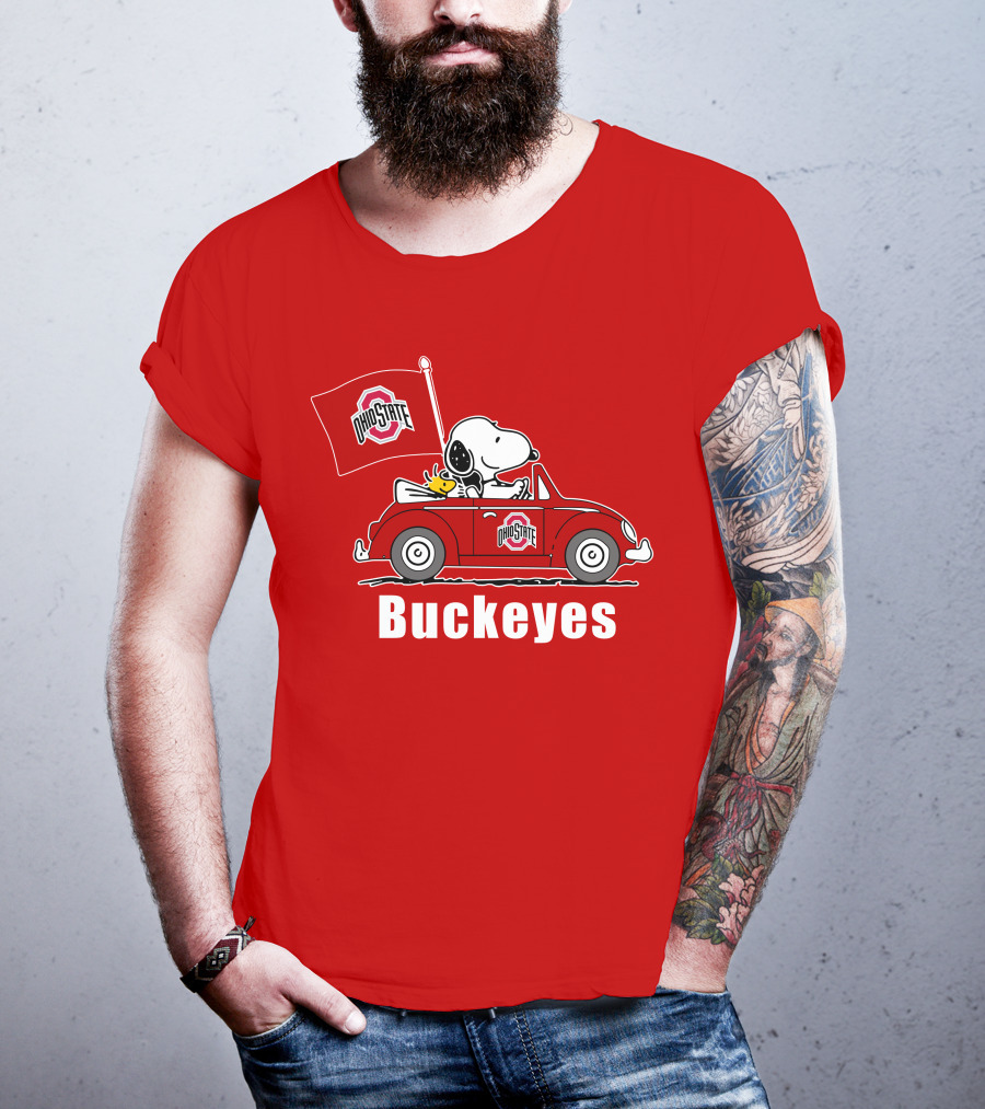 Ohio State Buckeyes Snoopy In Red Car With Flag T-Shirt