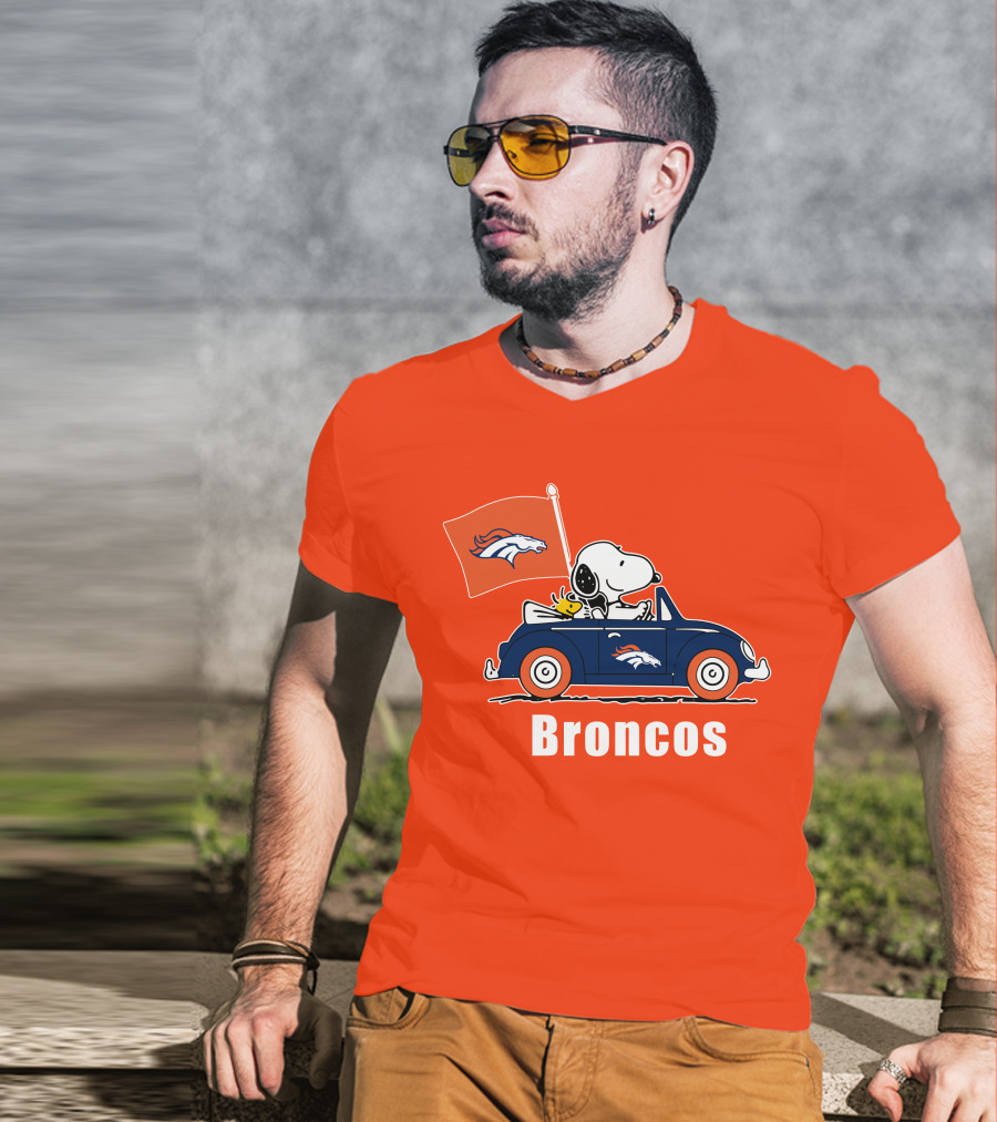 Denver Broncos Snoopy Car Broncos Flag T-Shirt