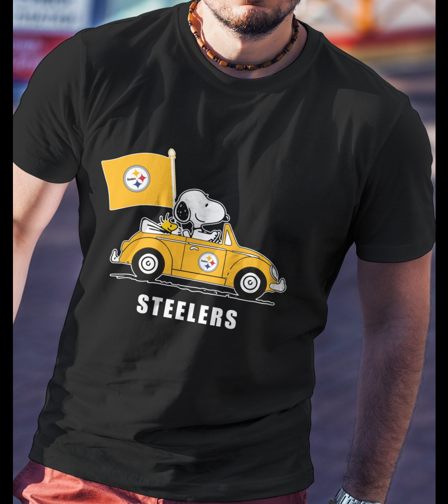 Pittsburgh Steelers Snoopy Driving Yellow Car With Flag T-Shirt