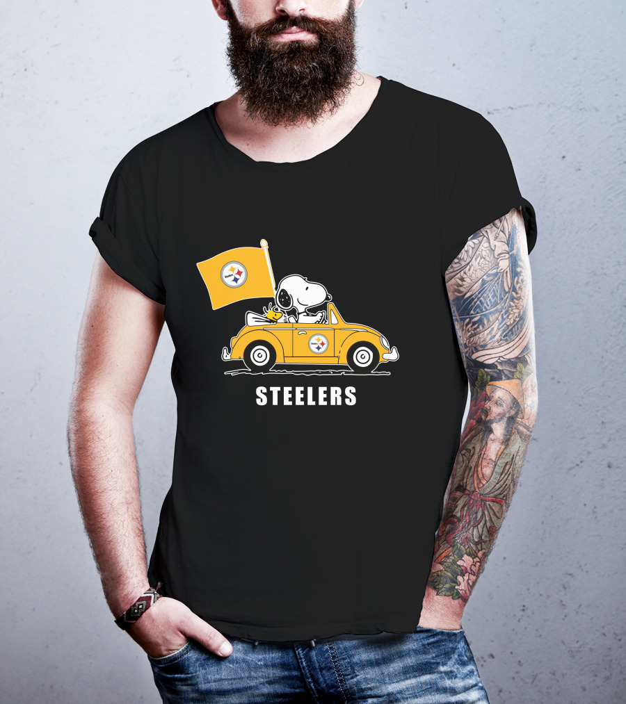 Pittsburgh Steelers Snoopy Driving Yellow Car With Flag T-Shirt