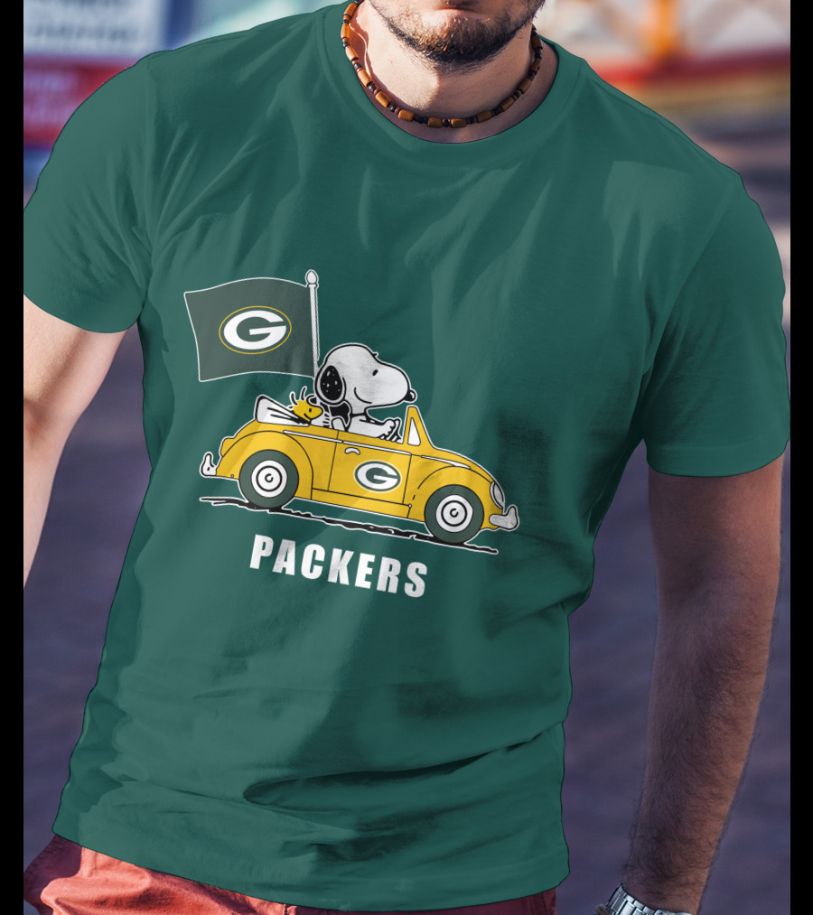Green Bay Packers Snoopy Driving Car T-Shirt