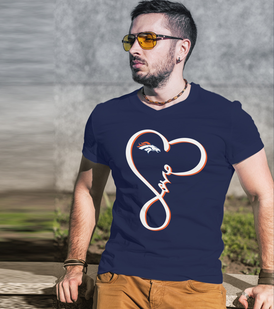 Love Heart Denver Broncos T-Shirt