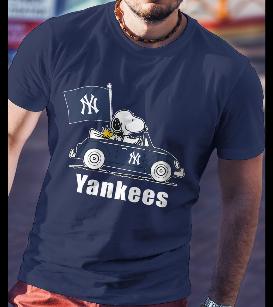 Yankees Snoopy Car New York Yankees Flag T-Shirt