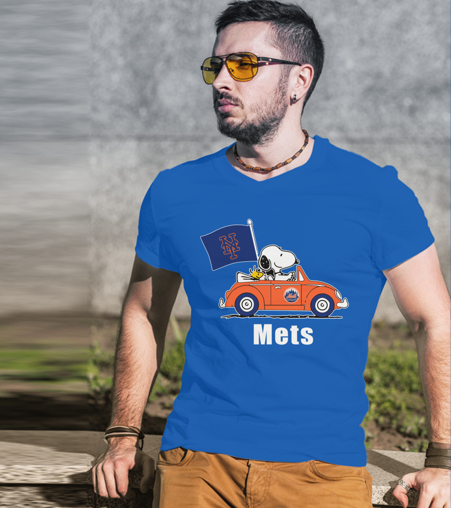 Mets Snoopy Driving With Woodstock And Flag T-Shirt