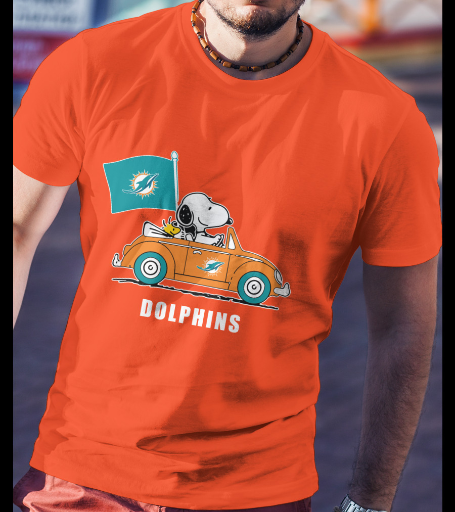 Miami Dolphins Snoopy Woodstock Driving Car Flag T-Shirt