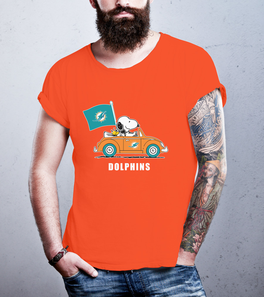 Miami Dolphins Snoopy Woodstock Driving Car Flag T-Shirt