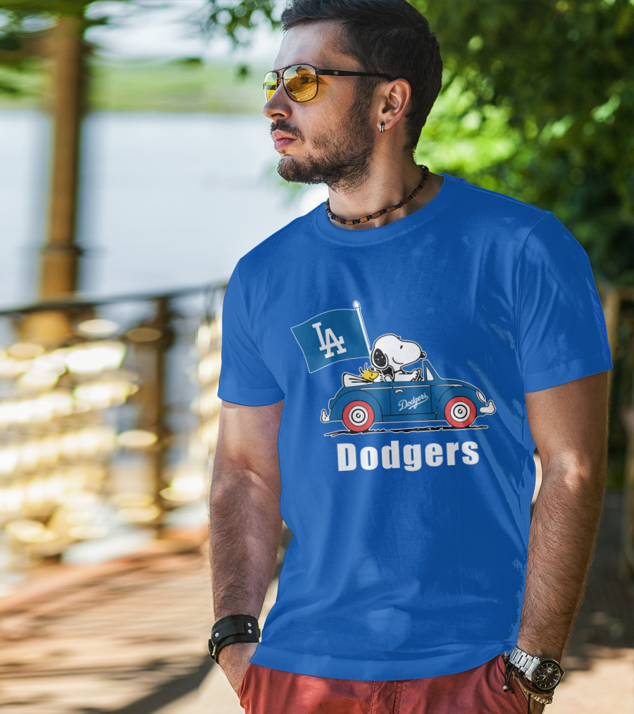 Dodgers Snoopy Woodstock Driving Car LA Flag T-Shirt