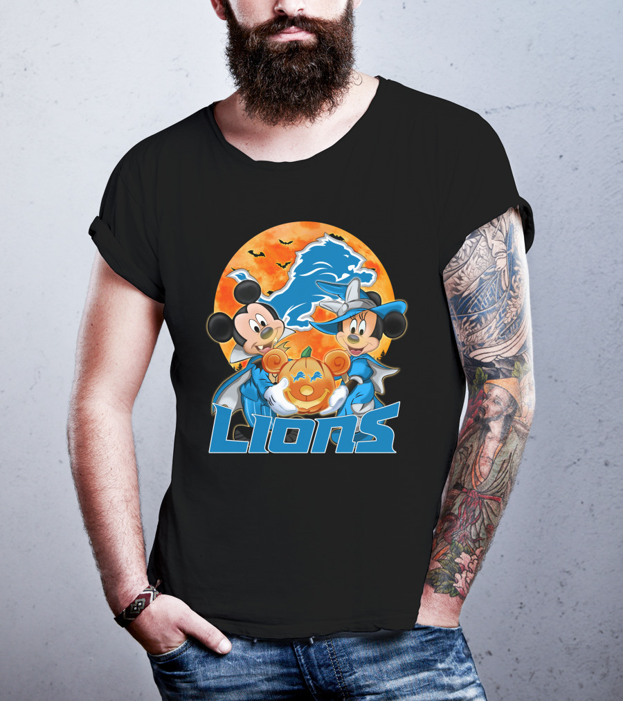 Detroit Lions Mickey Mouse And Minnie Mouse Halloween Pumpkin T-Shirt