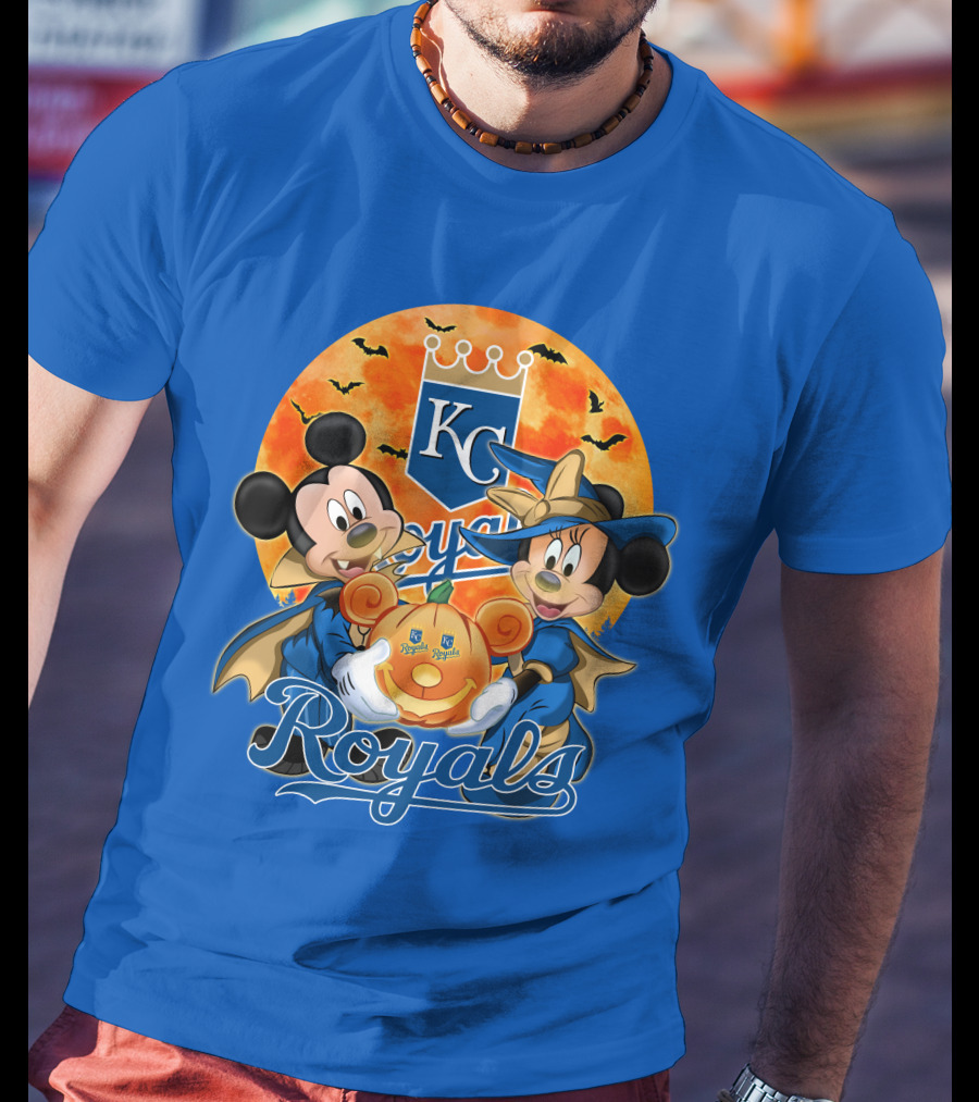 Kansas City Royals Mickey Mouse And Minnie Mouse Halloween Pumpkin Magic T-Shirt