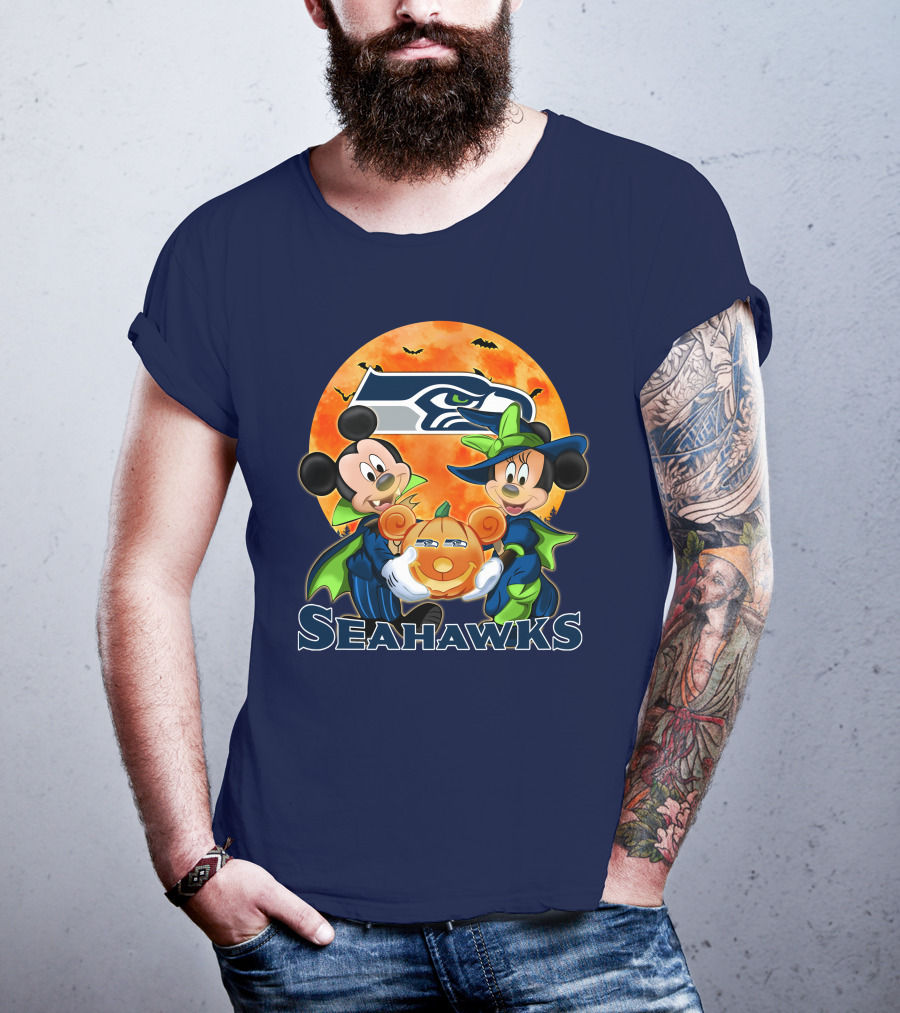 Seattle Seahawks Mickey Mouse And Minnie Mouse Halloween Pumpkin T-Shirt