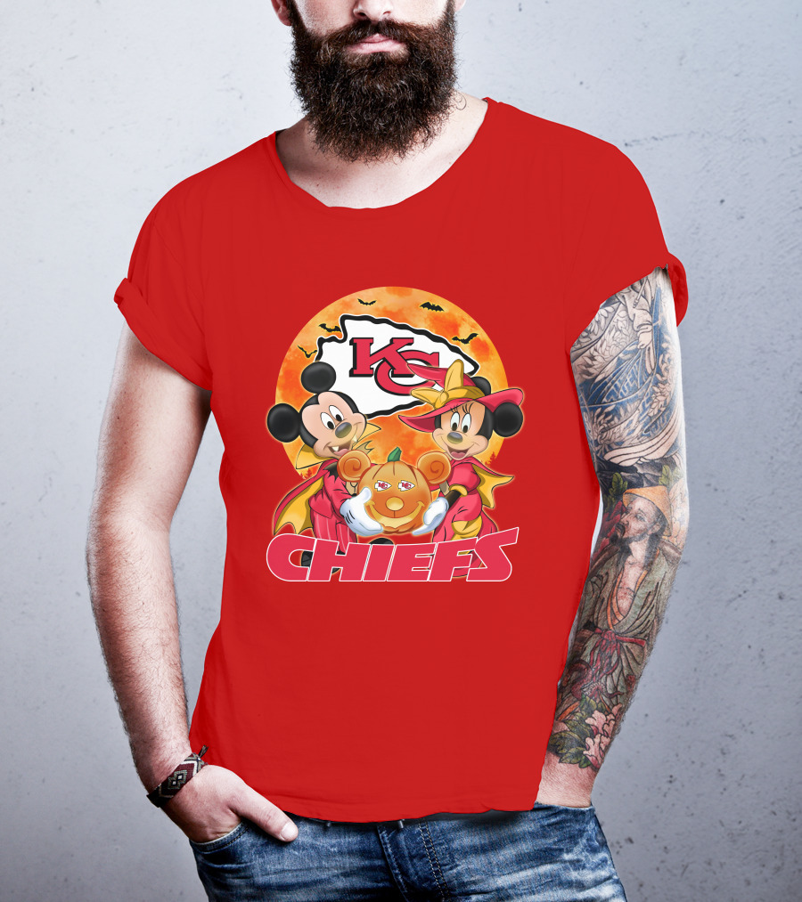 Kansas City Chiefs Mickey Mouse Minnie Mouse Halloween Chiefs Logo Pumpkin T-Shirt